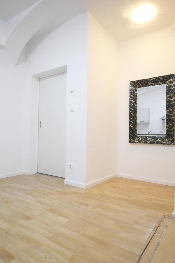 Comfort Triple Room Th Vienna Esterno foto